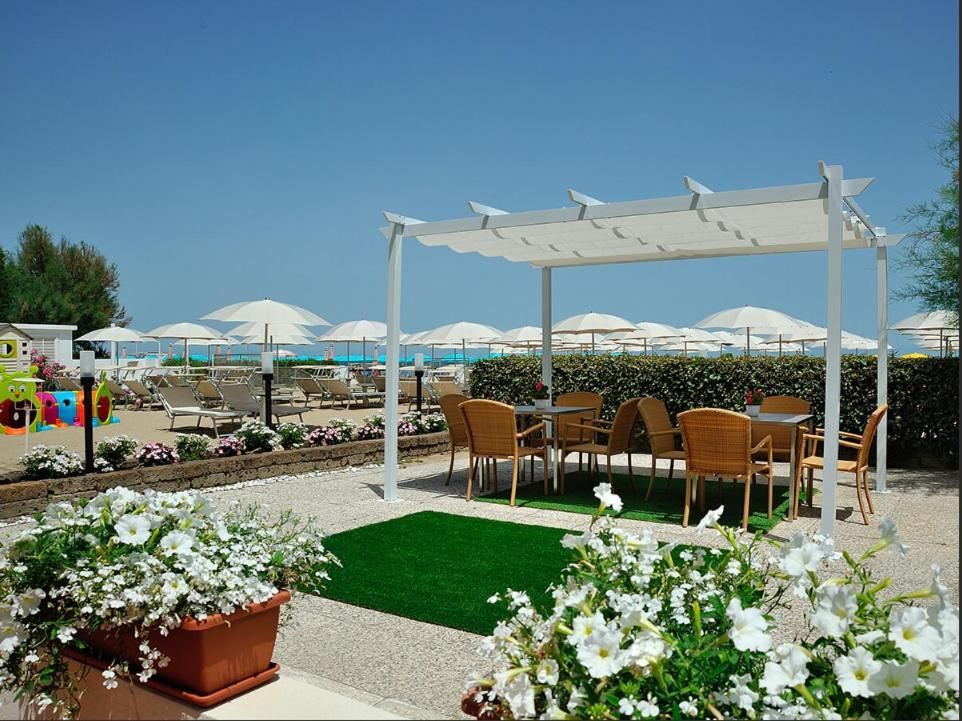 Hotel Napoleon San Mauro Mare Exterior foto
